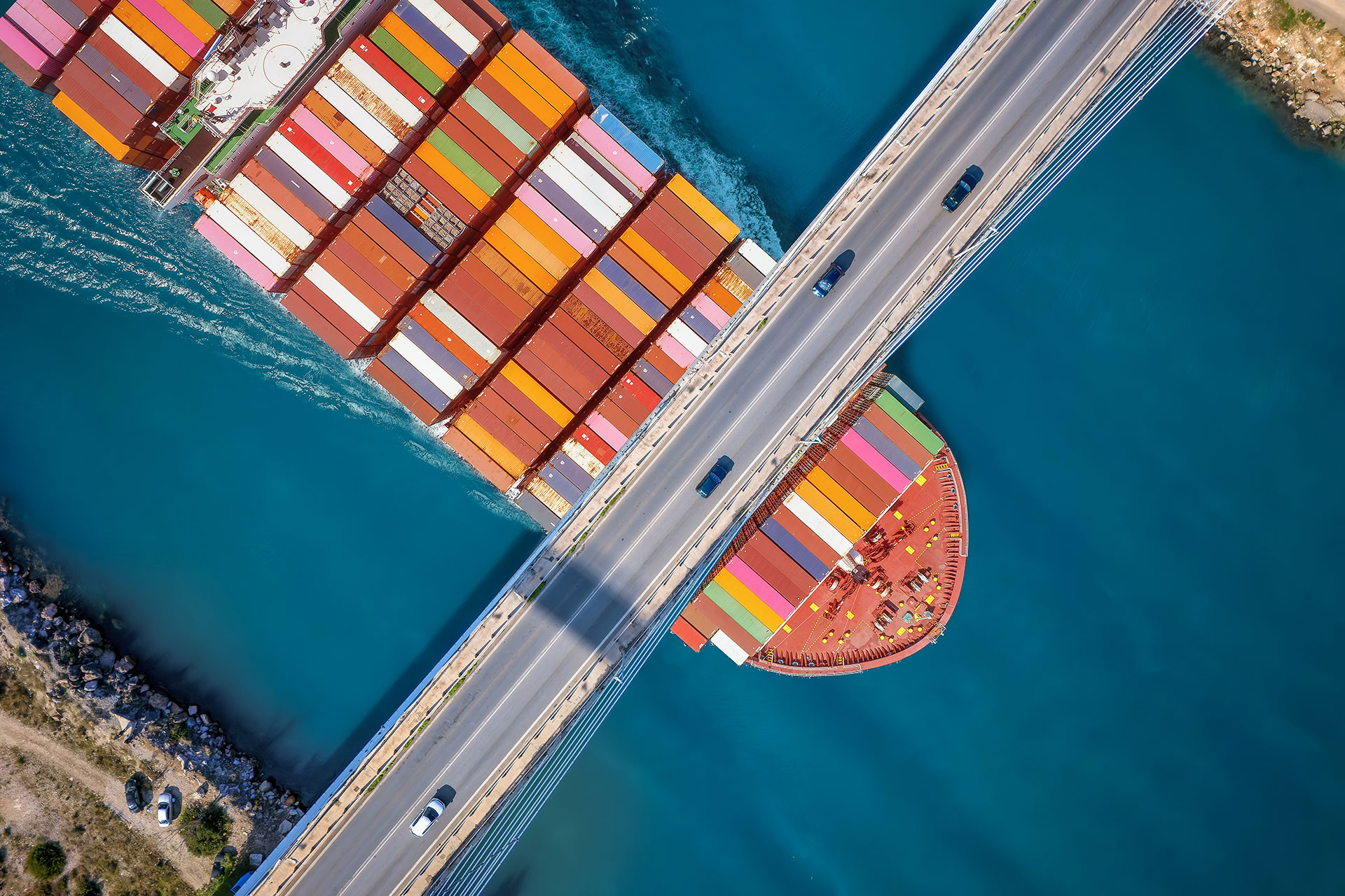 Cargo ship representing logistics, freight, and transportation costs within supply chain management TCO analysis